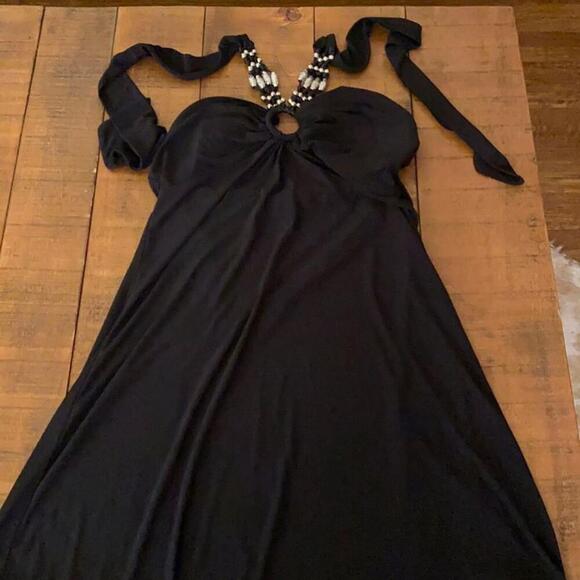 Dresses & Skirts - Black dress